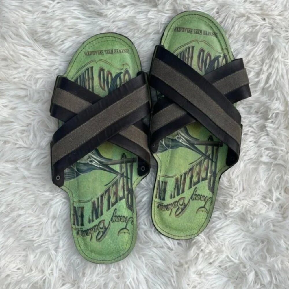 Tommy Bahama Men’s ' Leather upper Black and Green Sandals. 12
